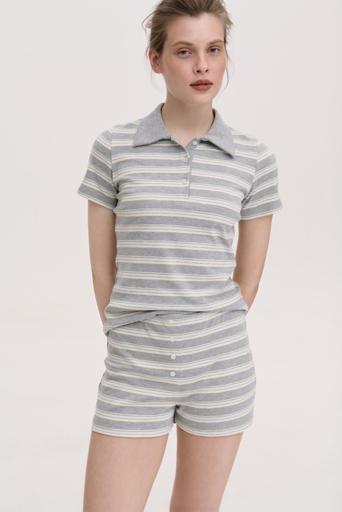 ФУТБОЛКА-ПОЛО У СМУЖКУ  1279 зображення